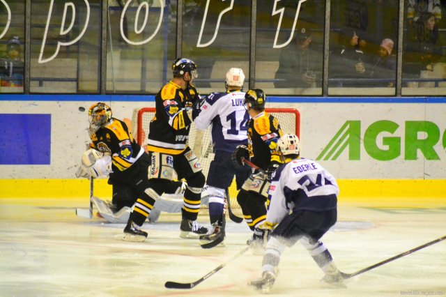 Ropáci on Tour na Kladně 10.01.2014